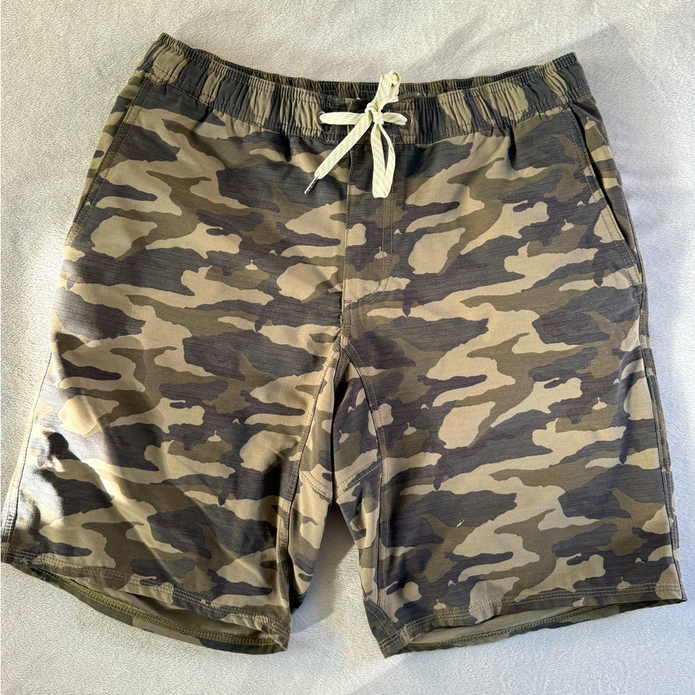Vuori Ripstop Shorts - medium